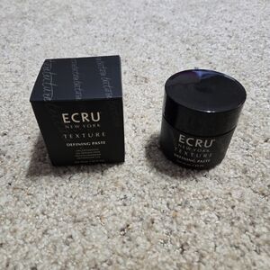 NIB Ecru New York Texture Defining Paste